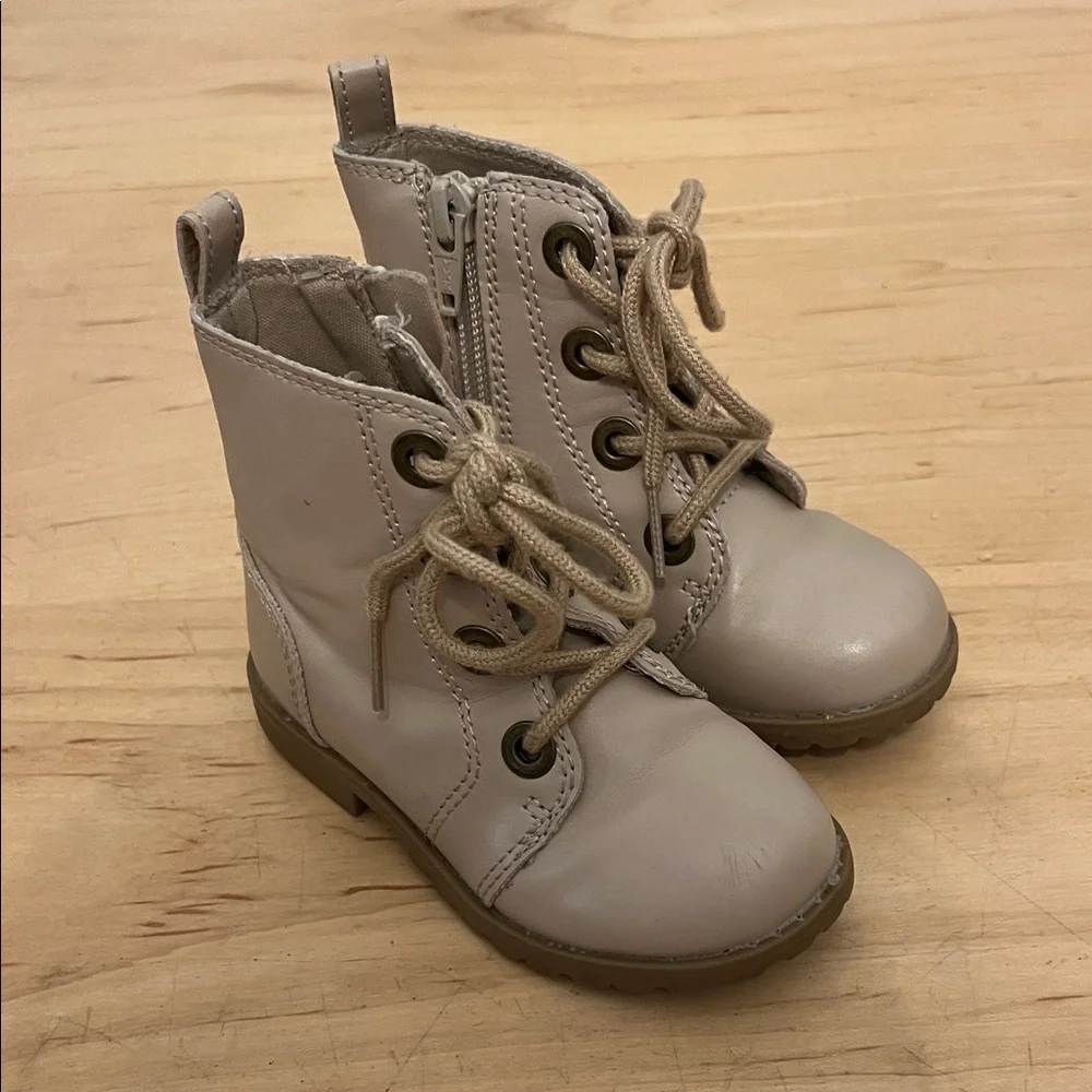 Old Navy Kids Lace-Up Boots - Beige